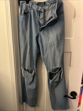 L.A. Blues Light Blue Women's Straight Jeans with Distressed Knees